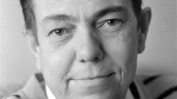 
												Уладзімір Караткевіч &mdash; голас жывой душы Беларусі
											